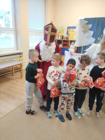 4 MIKULÁŠ MRAVČEKOVIA (7).jpg